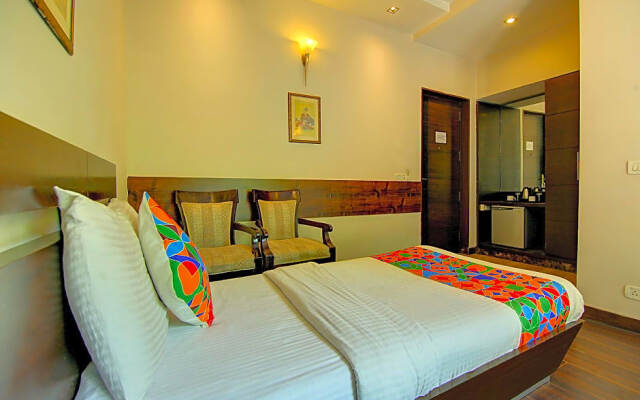 FabHotel Royal Tulip Sushant Lok II
