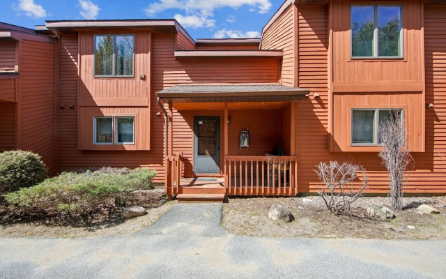 Hawkeye 21e - Spacious Townhome For Families 2 Bedroom Townhouse by The Summit at Gore Mountain