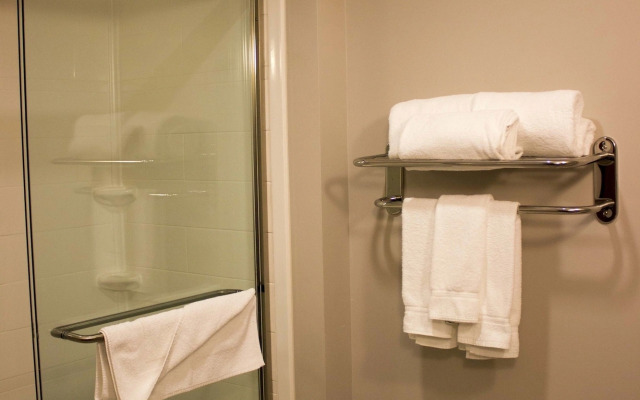 Holiday Inn Express & Suites Tahlequah by IHG