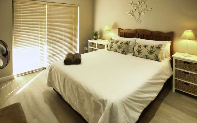 Miss Martilda Langebaan 6-sleeper