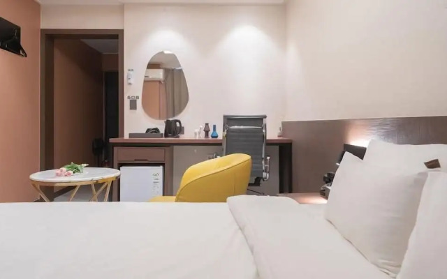 From H Chung-ju About Hotel