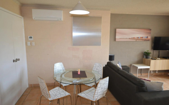 Riverview Holiday Apartment 60 - Kalbarri WA