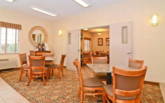 Best Western Macomb Inn
