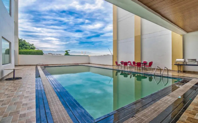 The Amor by OYO Rooms
