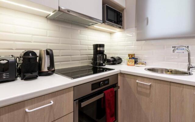 “Champions” Apartment in N. Kosmos neighbourhood