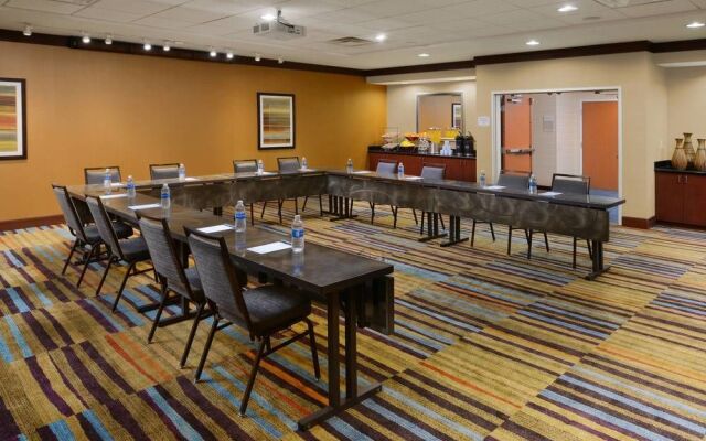Fairfield Inn & Suites Dallas Plano/The Colony