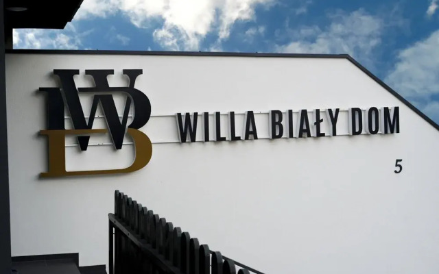 Willa Bialy Dom