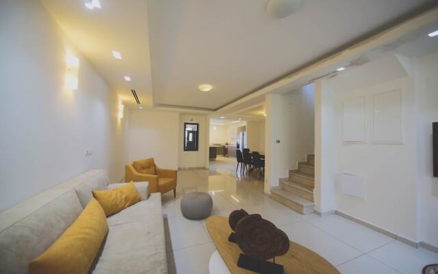 Vendome collection