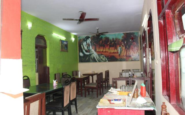 Hotel Raj Bed & Breakfast