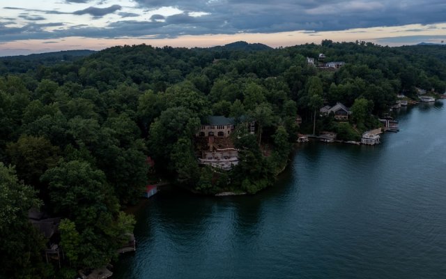 The Lodge on Lake Lure