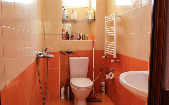 Hanrapetutyan Apartment