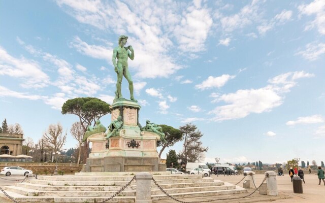 Firenze Apartment