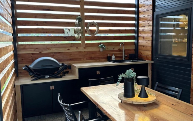 MAGNOLIA HOUSE by the RIVER