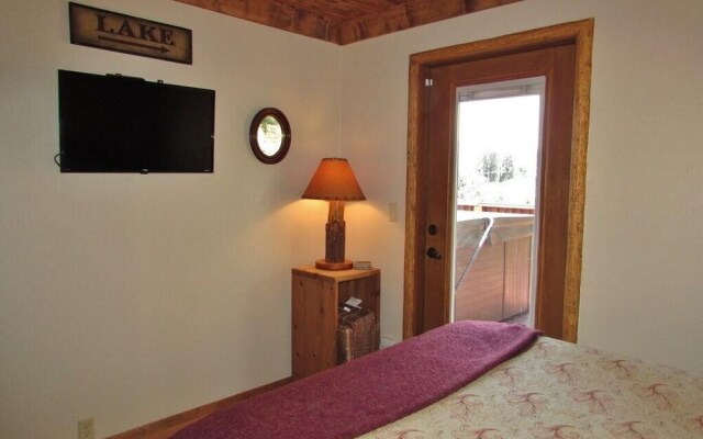 022 - Johan's Village Haus