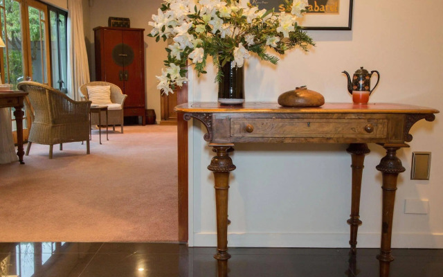40 Thornycroft Street Bed and Breakfast