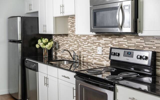 Domicile Suites at Harbor Steps