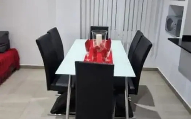 Stylish 2-bed Apartment Overlooking the Fairways