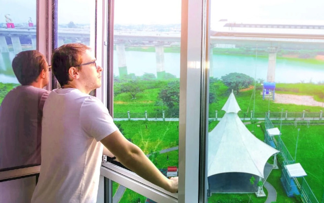 Le Premier Hotel Kota Deltamas