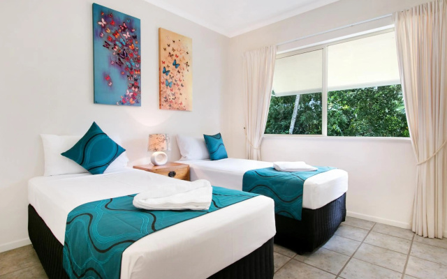 On the Beach Holiday Apartments – Guest Rooms – Cairns