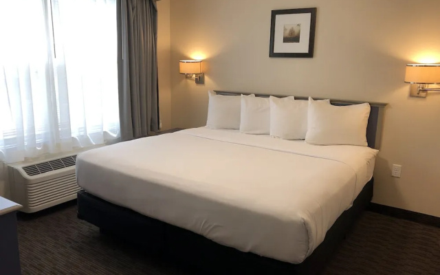 Independence Stay