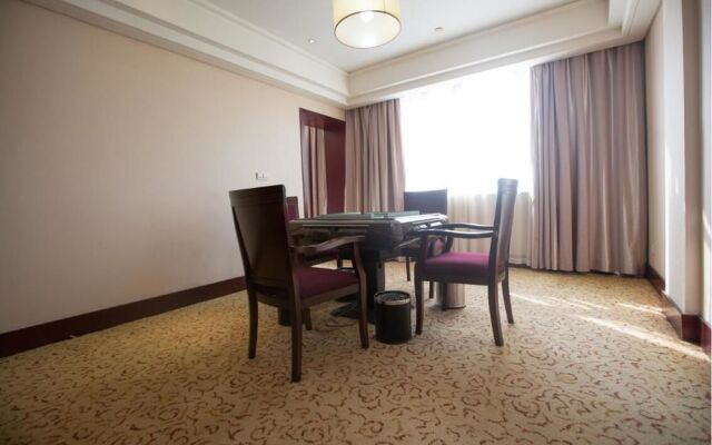 Mingxiang Hotel (Wenling Zeguo Passenger Transport Center)