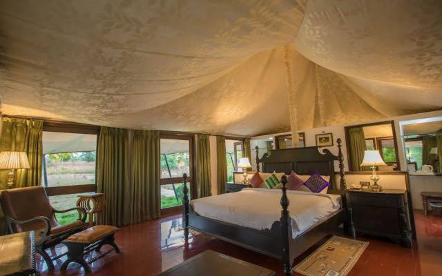 Tuli Veer Bagh Resort