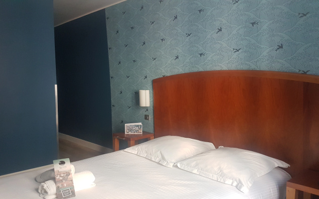 Grand Hôtel Dauphiné Toulon, Boutique Hôtel & Suites