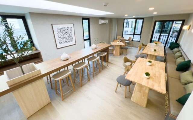 Wellness Stay & Hotel Sukhumvit 107