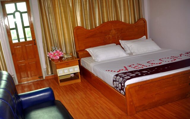 New Palace Hotel