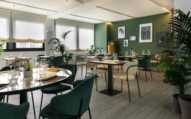 Ibis Styles Milano Agrate Brianza (17Km From Milan)
