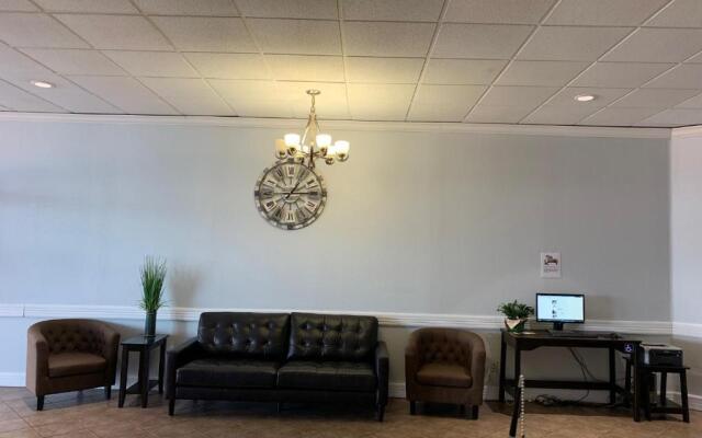 E-Z 8 Motel Phoenix Airporter