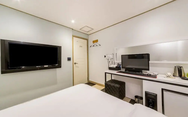 Suyu Hotel 365