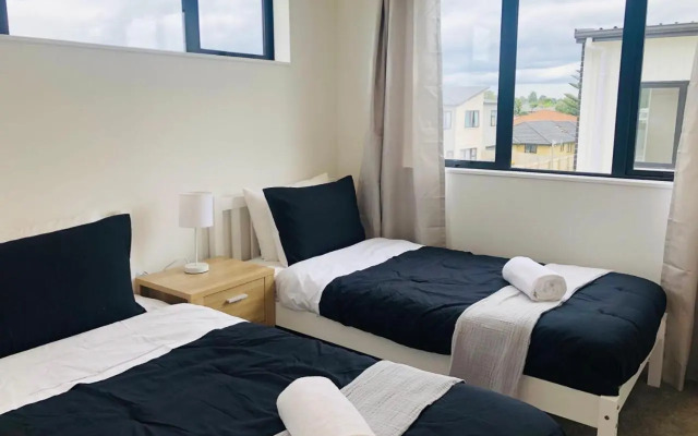 Cozy Brand New Townhouse 10