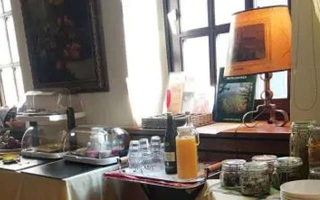 HEINRICHs winery bed & breakfast