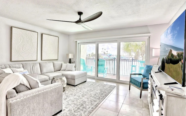 Land's End 4-206 Bay Front - Premier