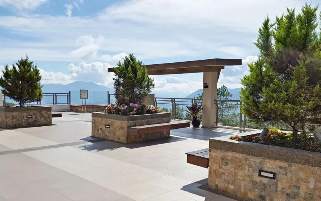 N215 at Outlook Ridge Baguio