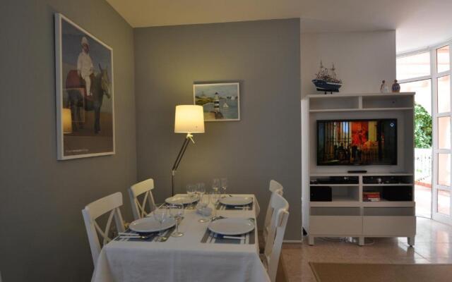 Almar Apartment
