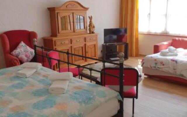 Karmelita Boutique Apartman