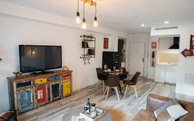 Iakai Homes 1BR 1BT Harley