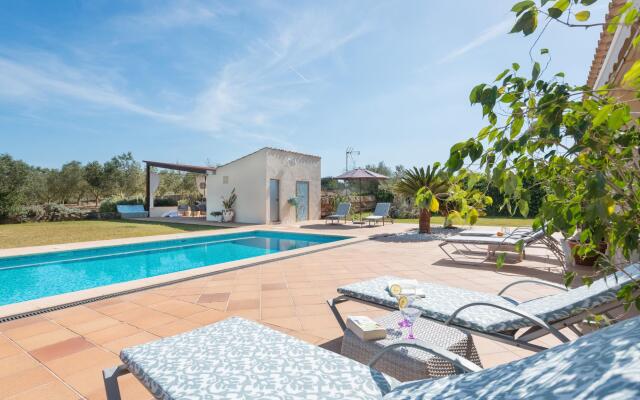 SA FINCA - Villa with private pool in MURO. Free WiFi
