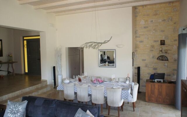 Patras Villa Elia