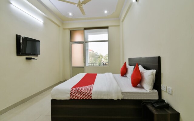 OYO 35433 Hotel Sethi Palace