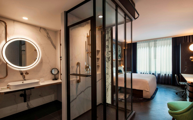 Hotel EMC2, Autograph Collection