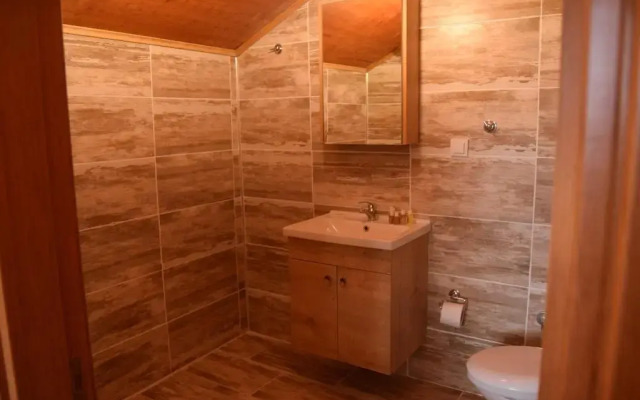 Kayserkaya Cottages & Camping