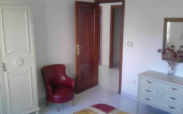 Apartment In Noia 100030