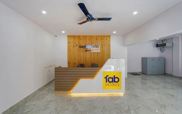 Fabhotel Ivory Pearl