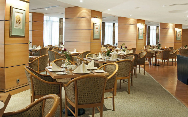 Prestige Hotel