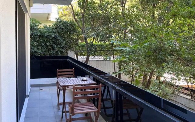 Key Biscayne Elegant 77sqm Apt in Paleo Faliro