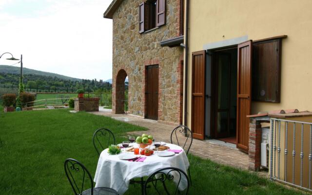 Apartment in Monte del Lago Near Lake Trasimeno