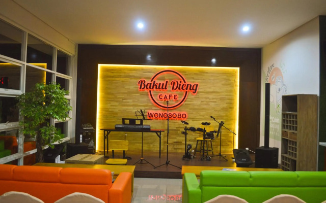 The Cabin Tanjung Hotel